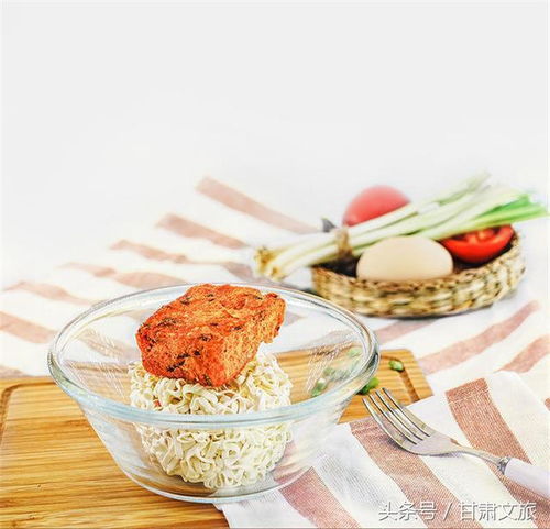 小米出方便面了 價格不貴,就是不夠吃啊